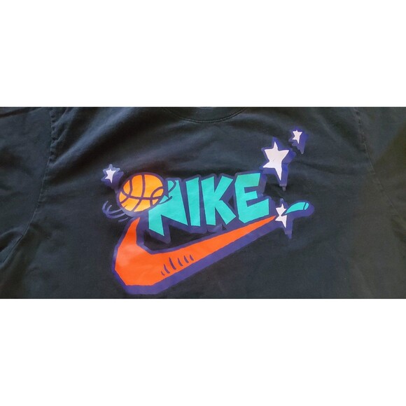 Men Nike Exploration Series Futura Basketball Vol 1 S/S2020 Purple Shirt Logo - Picture 4 of 7